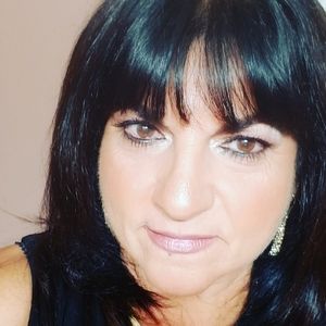 Meet your Posher, Annette